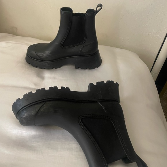 Chunky platform boots- read detail! - Picture 2 of 4